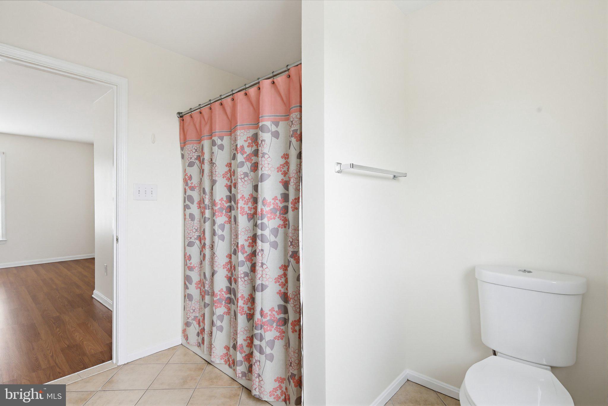 3641 Branhum Road Edgewater, MD 21037 - Photo 25 of 63 Bright and airy bathroom retreat.