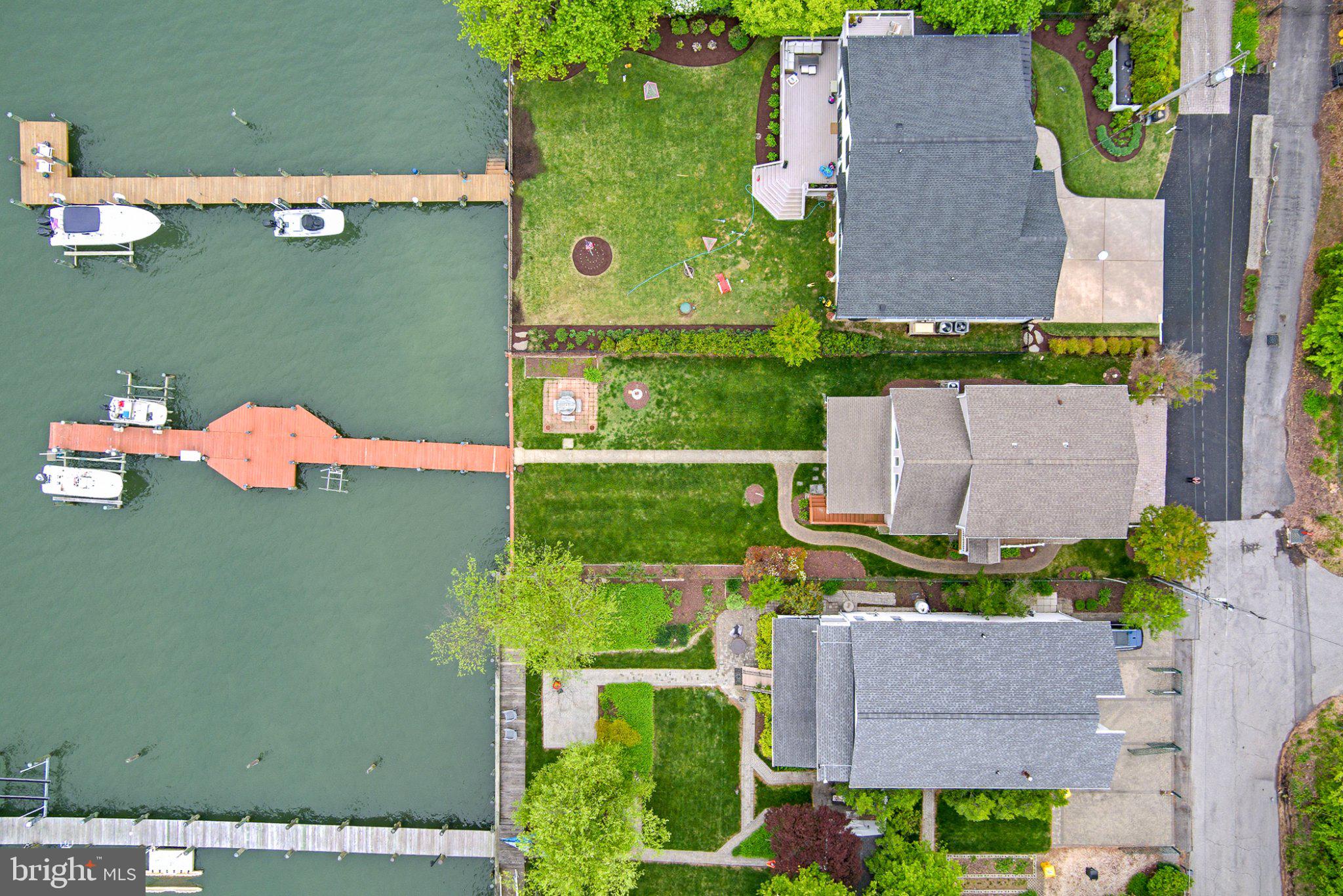 3641 Branhum Road Edgewater, MD 21037 - Photo 61 of 63 Lush waterfront homes with serene views.