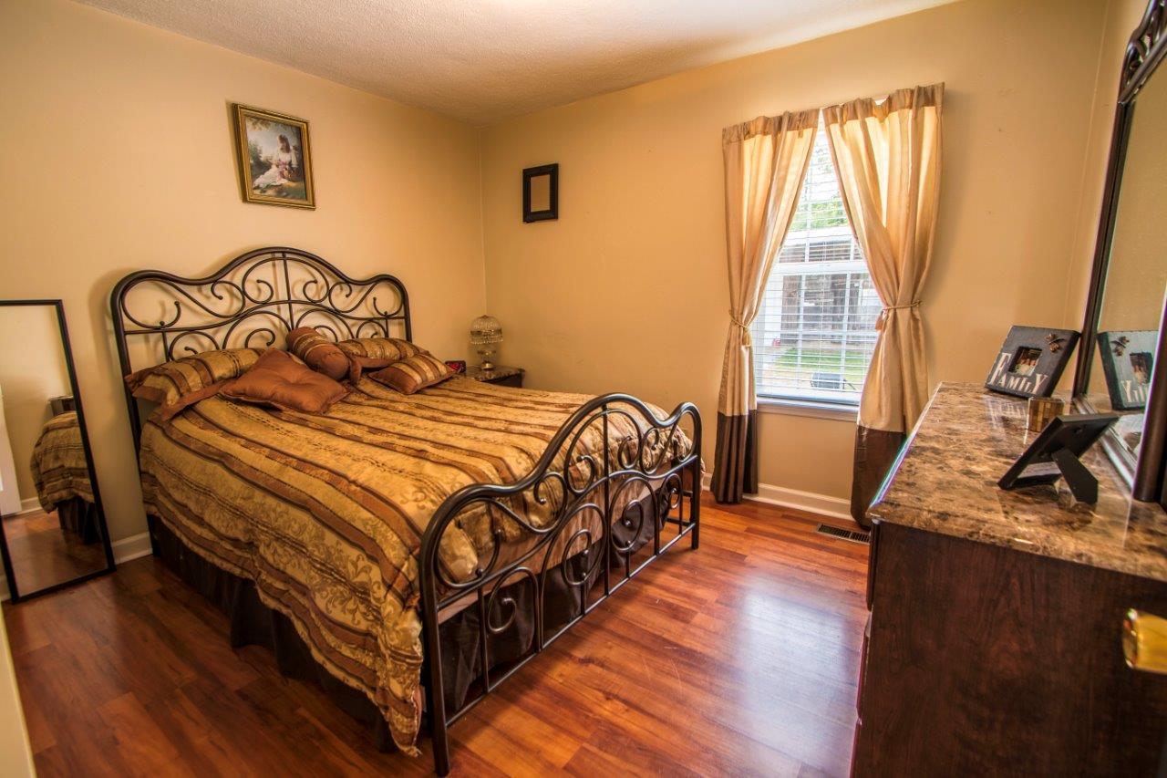 2812 Addison Road Chattanooga, TN 37406 - Photo 18 of 34 Addison-33