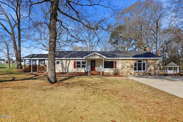 $1,200,000 | 6449 Red Hill Church Road, Benson, NC 27504