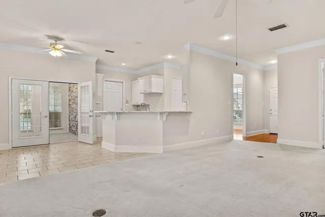 $329,900 | 2438 Dietz Lane, Tyler, TX 75701