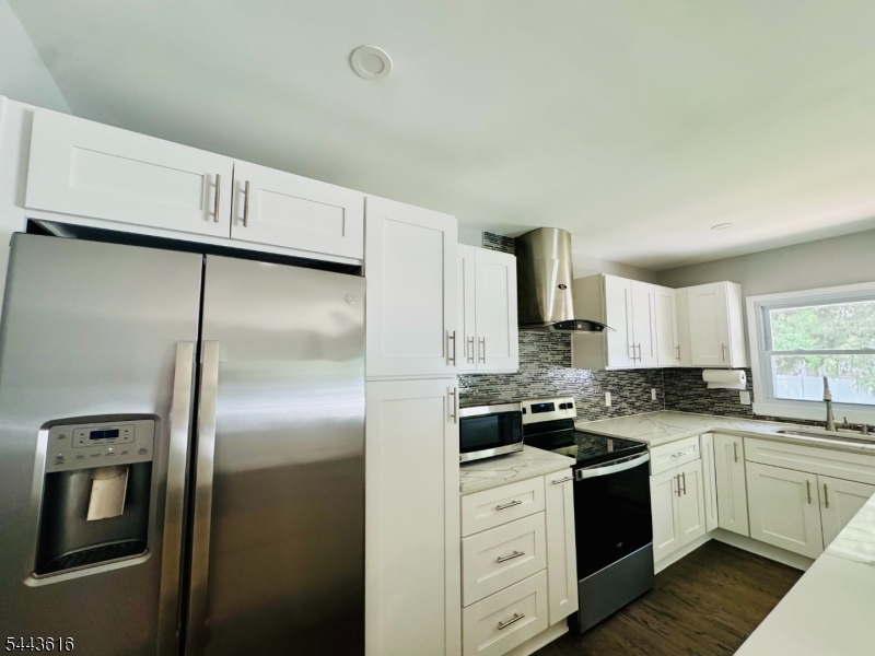 323 Parry Road Cinnaminson, NJ 08077 - Photo 8 of 24