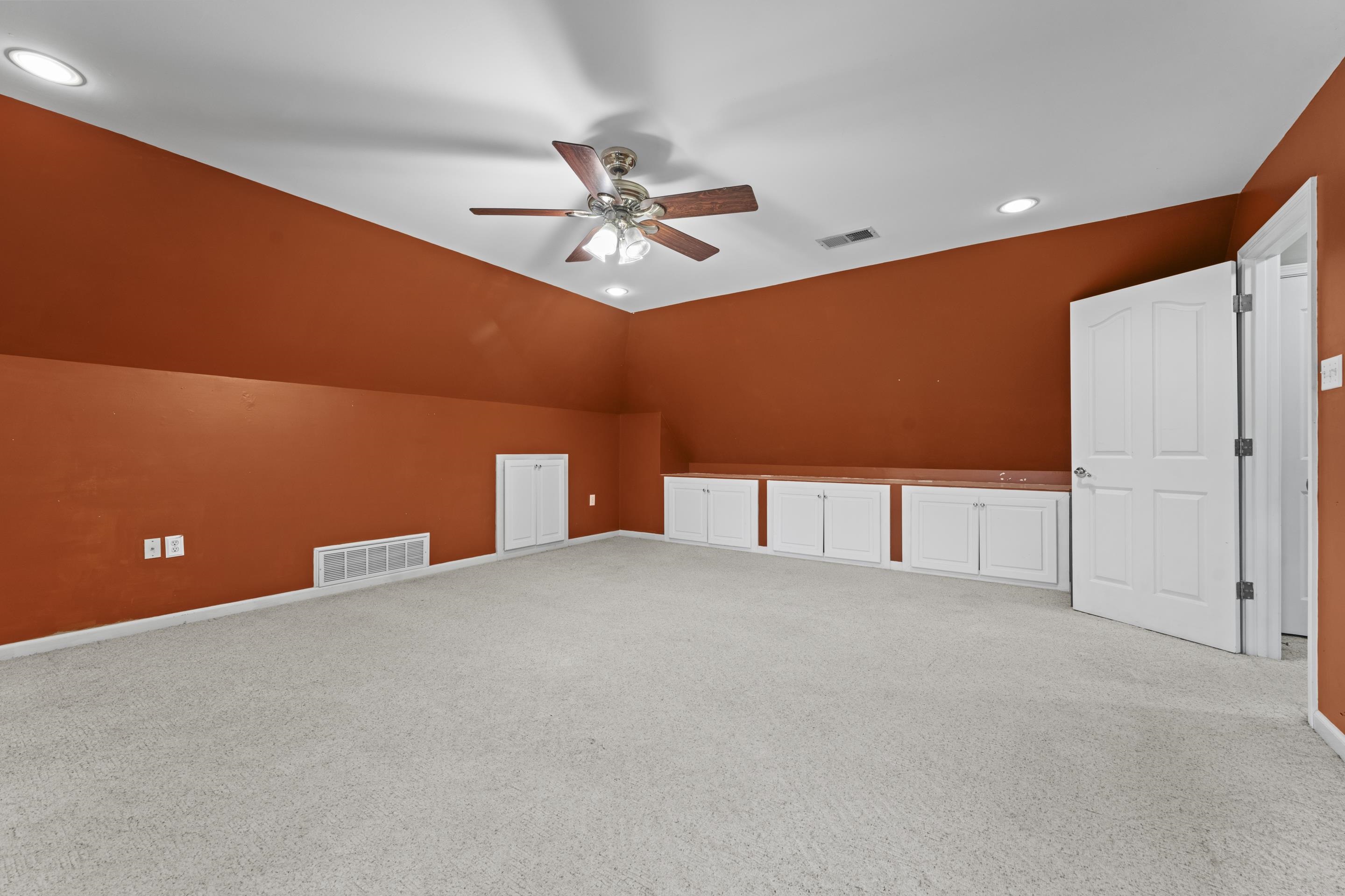 4132 Blackheath Drive Bartlett, TN 38135 - Photo 28 of 40 a view of an empty room with a ceiling fan