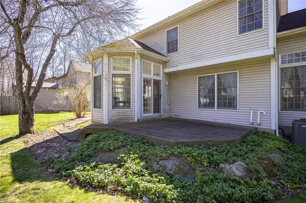 $374,900 | 4 South Village Trail, Penfield, NY 14450