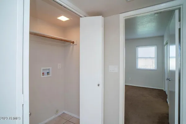 $2,000 | 19601 North 43rd Drive, Glendale, AZ 85308