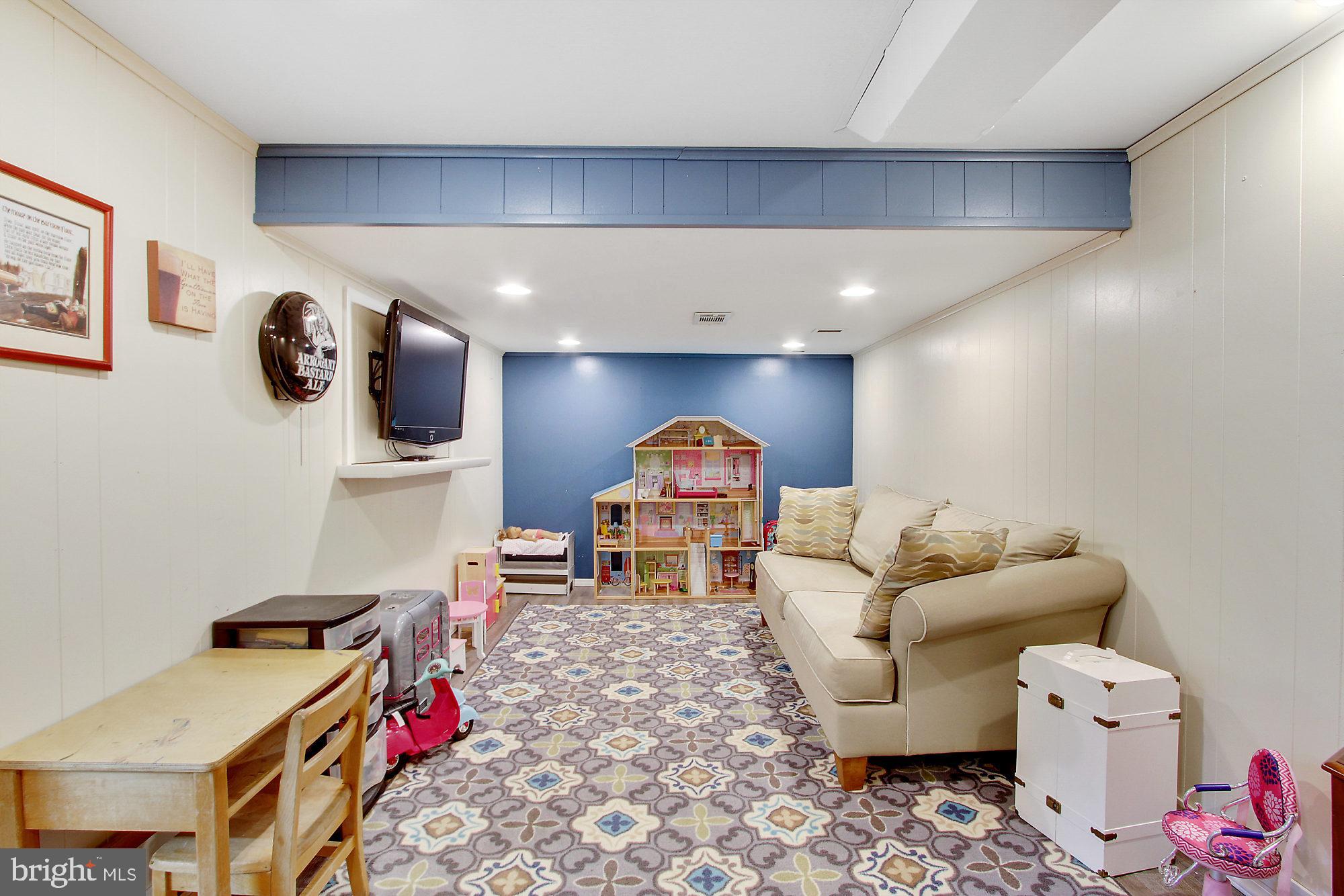 308 Lyndhurst Road York, PA 17402 - Photo 19 of 27 Gallery Image 19