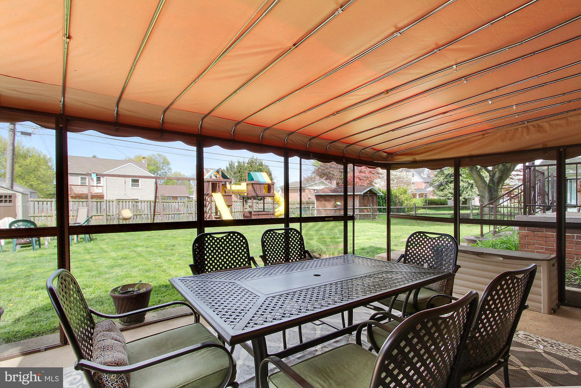 308 Lyndhurst Road York, PA 17402 - Photo 23 of 27 Gallery Image 23
