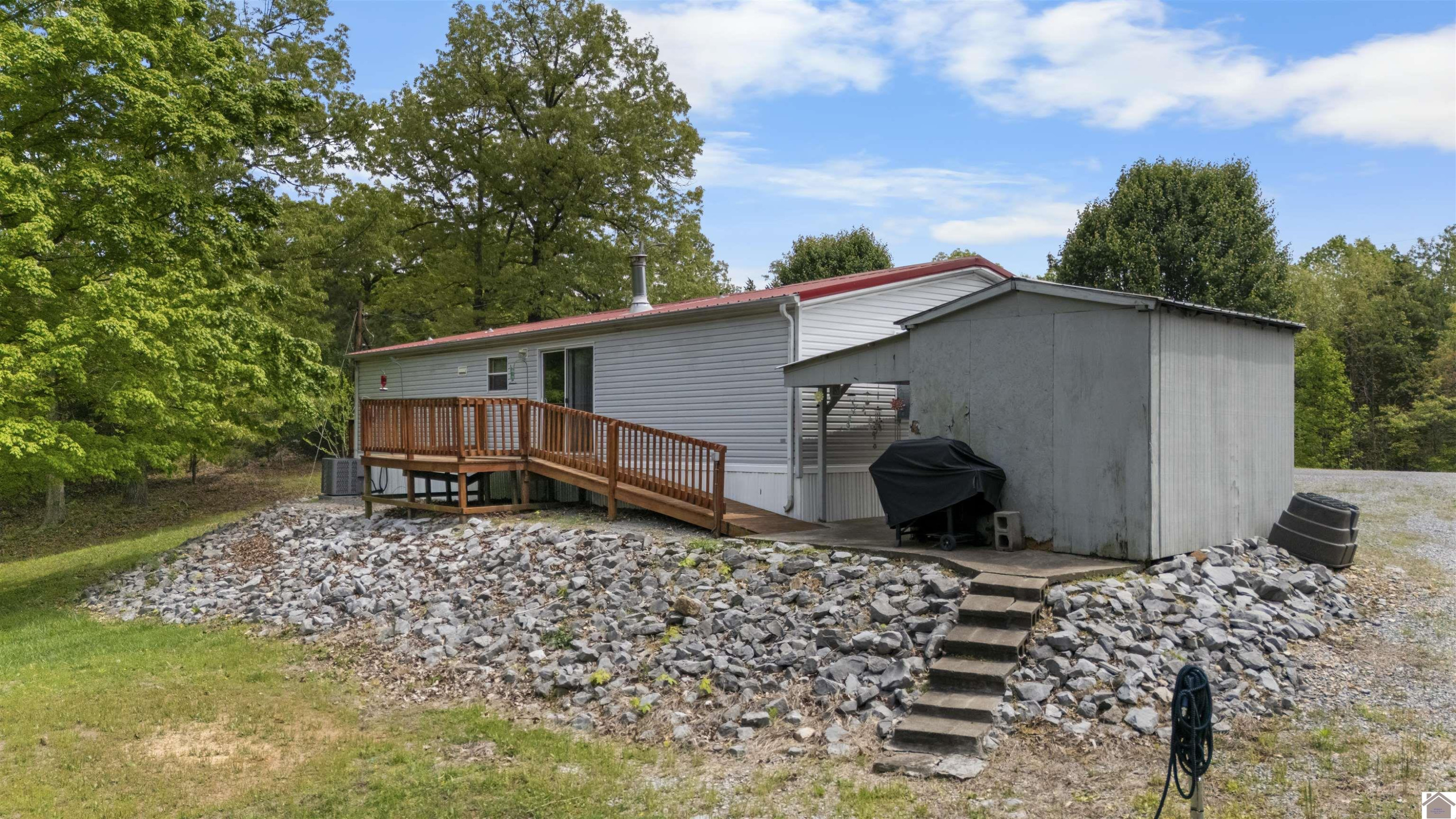 1401 Sam Downs Road Cadiz, KY 42211 - Photo 8 of 37 Photo 8