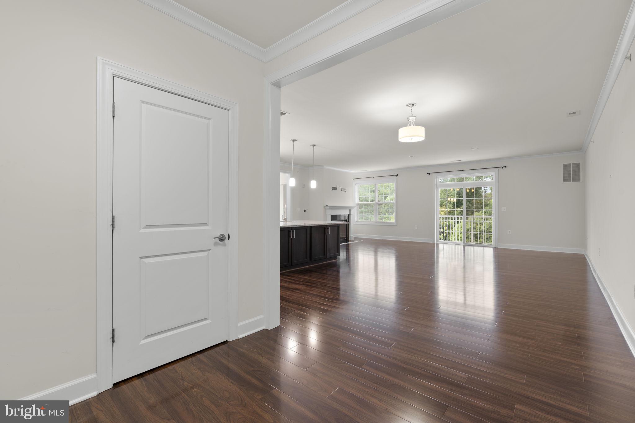 10520 Resort Road, Unit 309 Ellicott City, MD 21042 - Photo 6 of 44 Entry