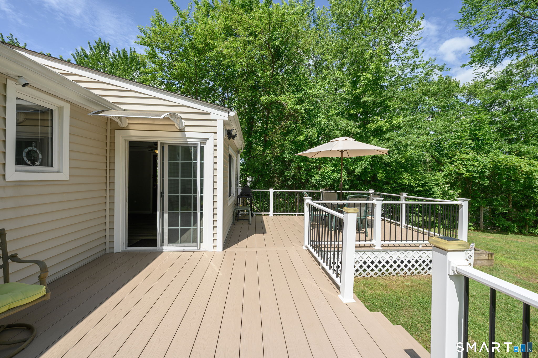 32 Parsons Road Enfield, CT 06082 - Photo 12 of 40