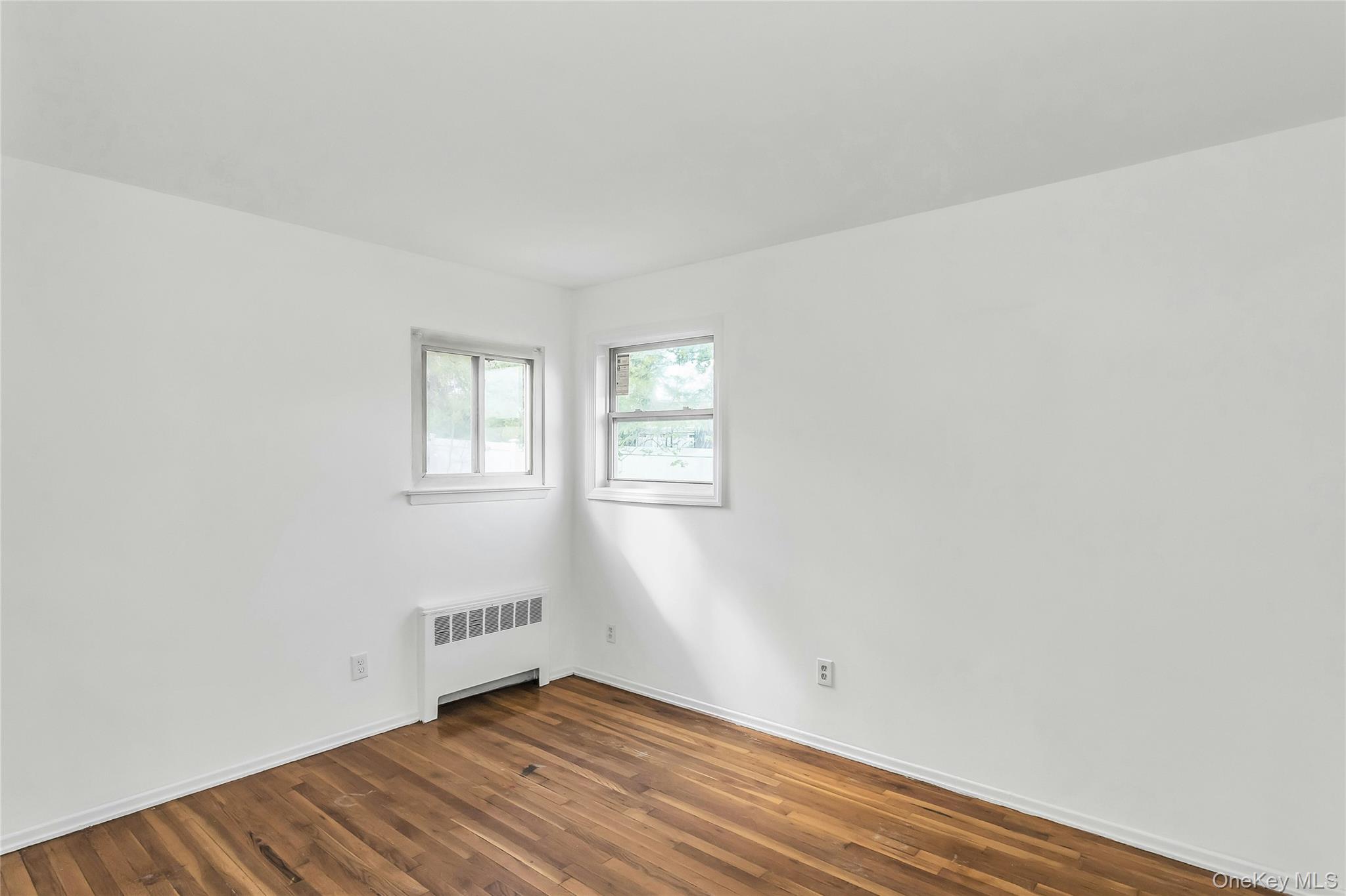 60 East Carmans Road Farmingdale, NY 11735 - Photo 11 of 22 Main level 2nd Bedroom