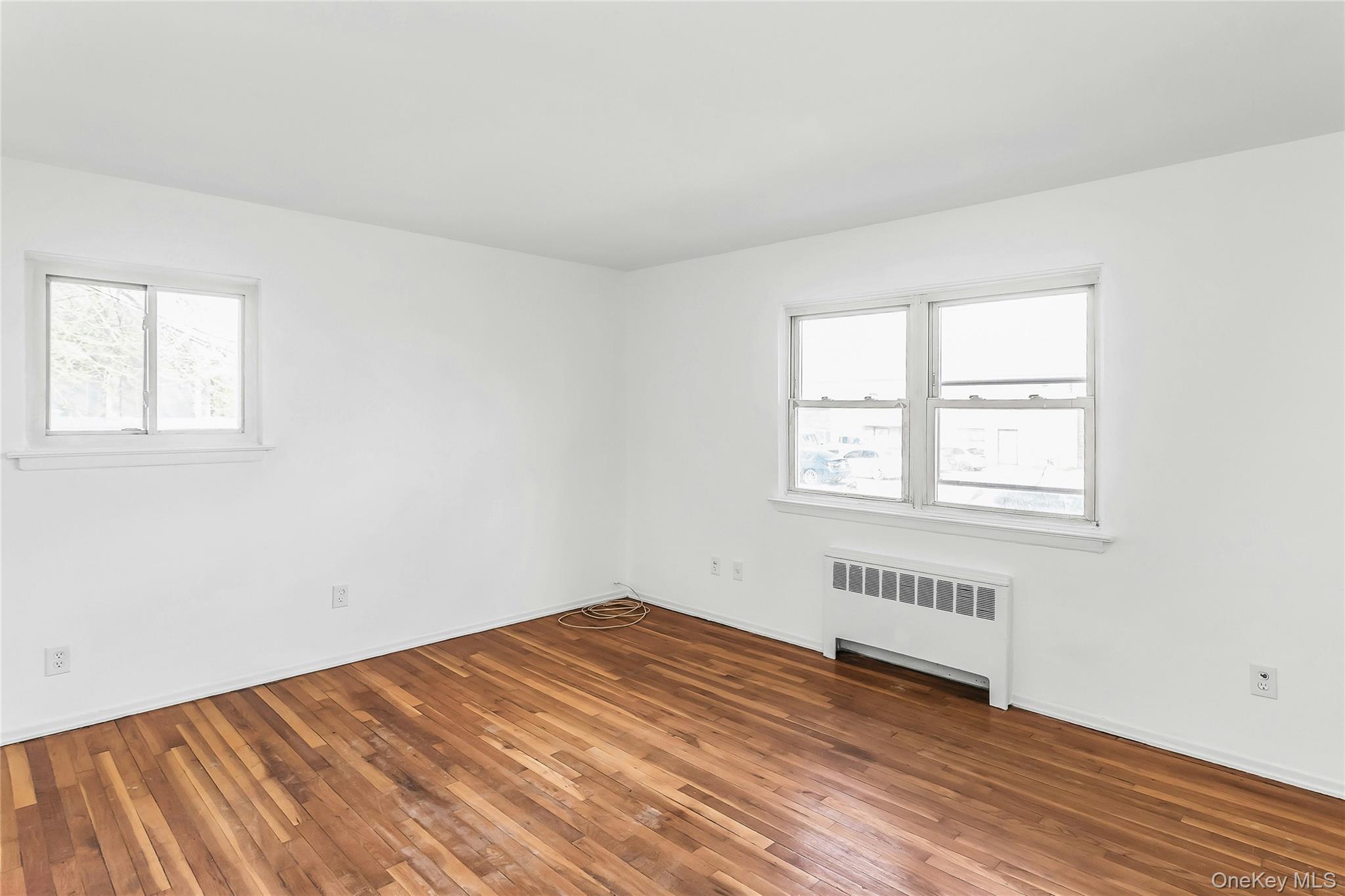 60 East Carmans Road Farmingdale, NY 11735 - Photo 8 of 22 Main Level 1st Bedroom