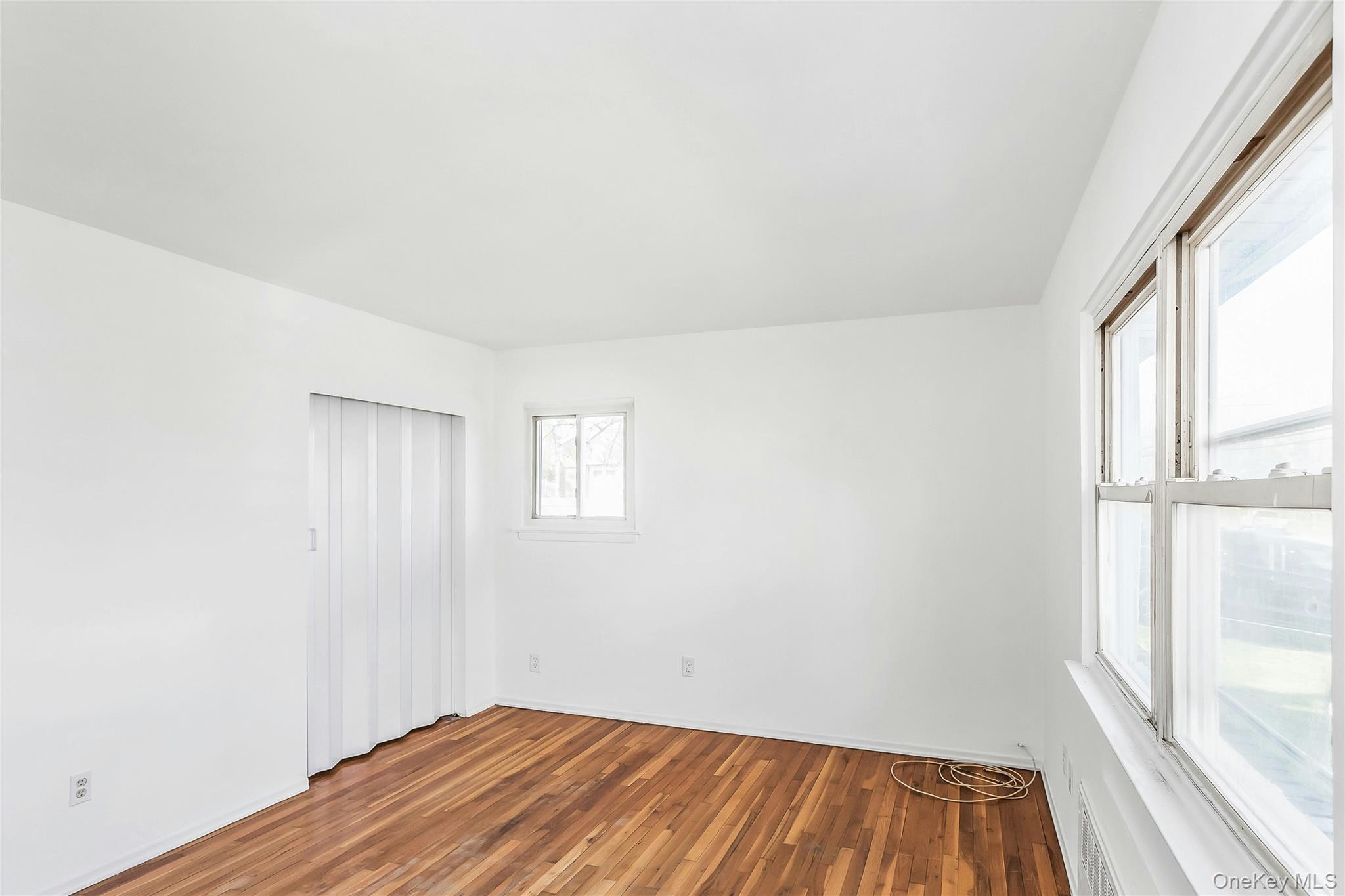 60 East Carmans Road Farmingdale, NY 11735 - Photo 10 of 22 Main Level 1st Bedroom