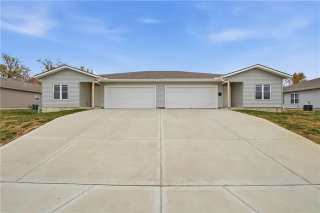 $225,000 | 10721 East 46th Terrace, Kansas City, MO 64133