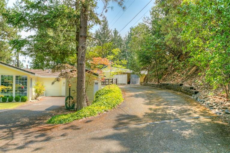 3565 Old Stage Road Central Point, OR 97502 - Photo 10 of 35 Additional Photo