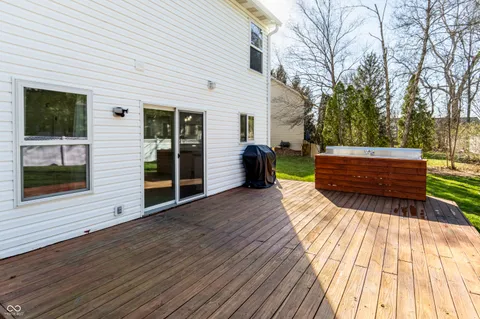 $370,000 | 13992 Wakefield Place, Fishers, IN 46038