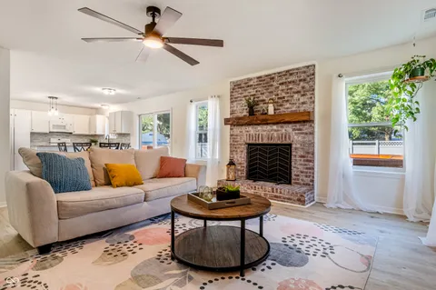 $370,000 | 13992 Wakefield Place, Fishers, IN 46038