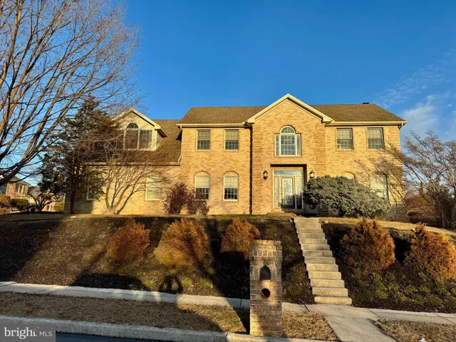 $699,990 | 1014 South Waterford Way, Mechanicsburg, PA 17050