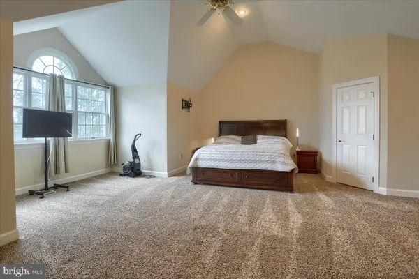 $689,990 | 1014 South Waterford Way, Mechanicsburg, PA 17050