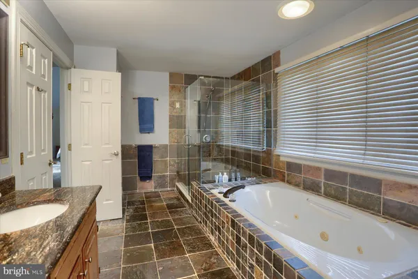 $689,990 | 1014 South Waterford Way, Mechanicsburg, PA 17050