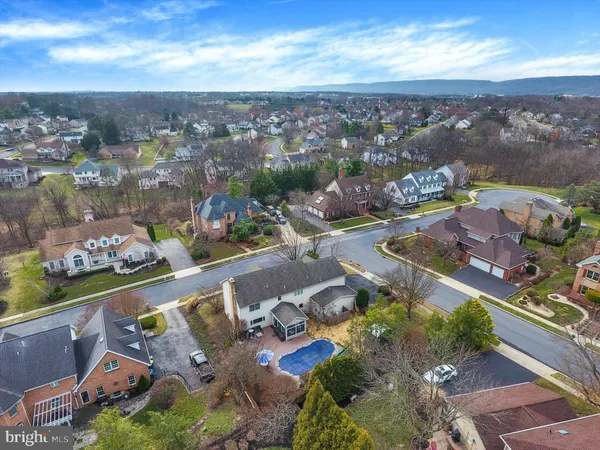 $689,990 | 1014 South Waterford Way, Mechanicsburg, PA 17050