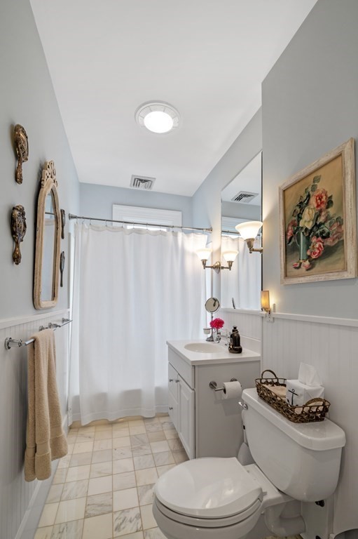 346 Ocean Avenue Marblehead, MA 01945 - Photo 34 of 42 a bathroom with a toilet a sink and a shower