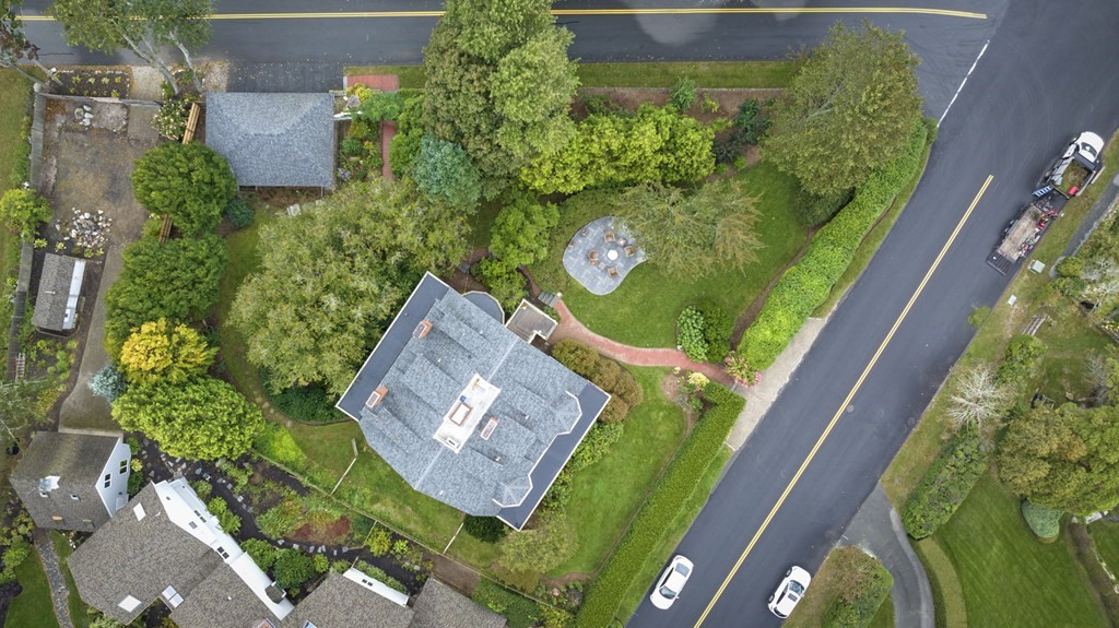 346 Ocean Avenue Marblehead, MA 01945 - Photo 7 of 42 an aerial view of a