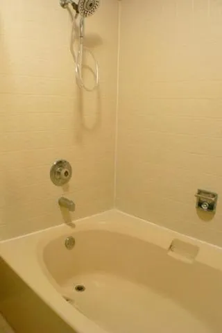 $2,800 | 40 Sarahs Grove Lane, Schaumburg, IL 60193