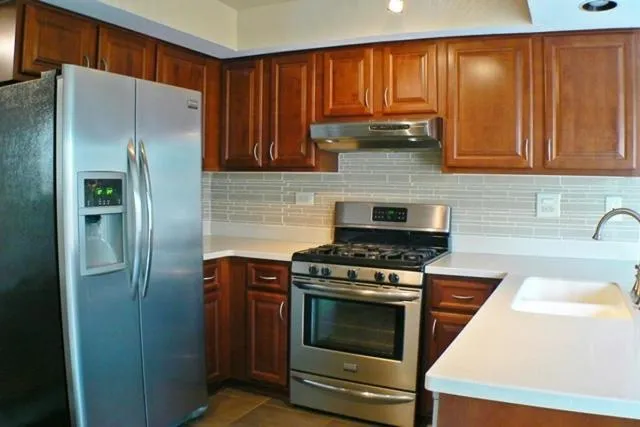 $2,800 | 40 Sarahs Grove Lane, Schaumburg, IL 60193