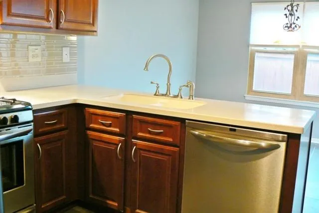 $2,800 | 40 Sarahs Grove Lane, Schaumburg, IL 60193