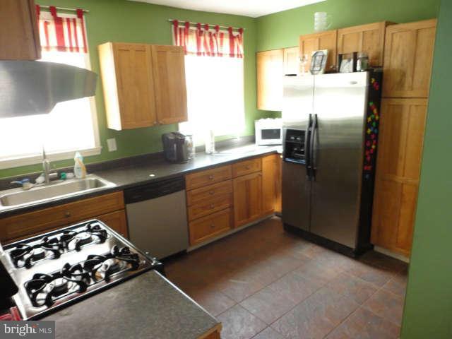 210 South Blue Ridge Avenue Culpeper, VA 22701 - Photo 23 of 25 Kitchen