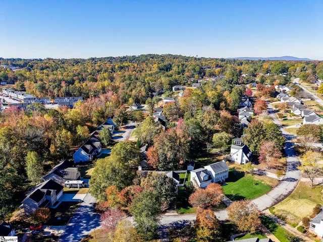 $360,000 | 101 Fox Run Circle, Greer, SC 29651