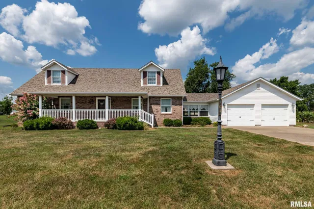 $289,000 | 304 Bogie Drive, Herrin, IL 62948