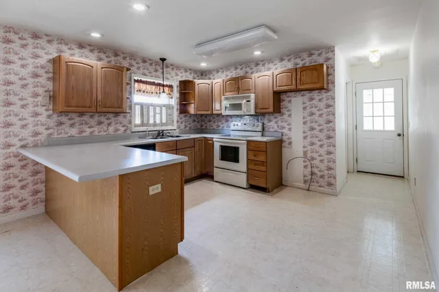 $289,000 | 304 Bogie Drive, Herrin, IL 62948