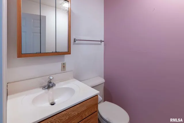 $289,000 | 304 Bogie Drive, Herrin, IL 62948