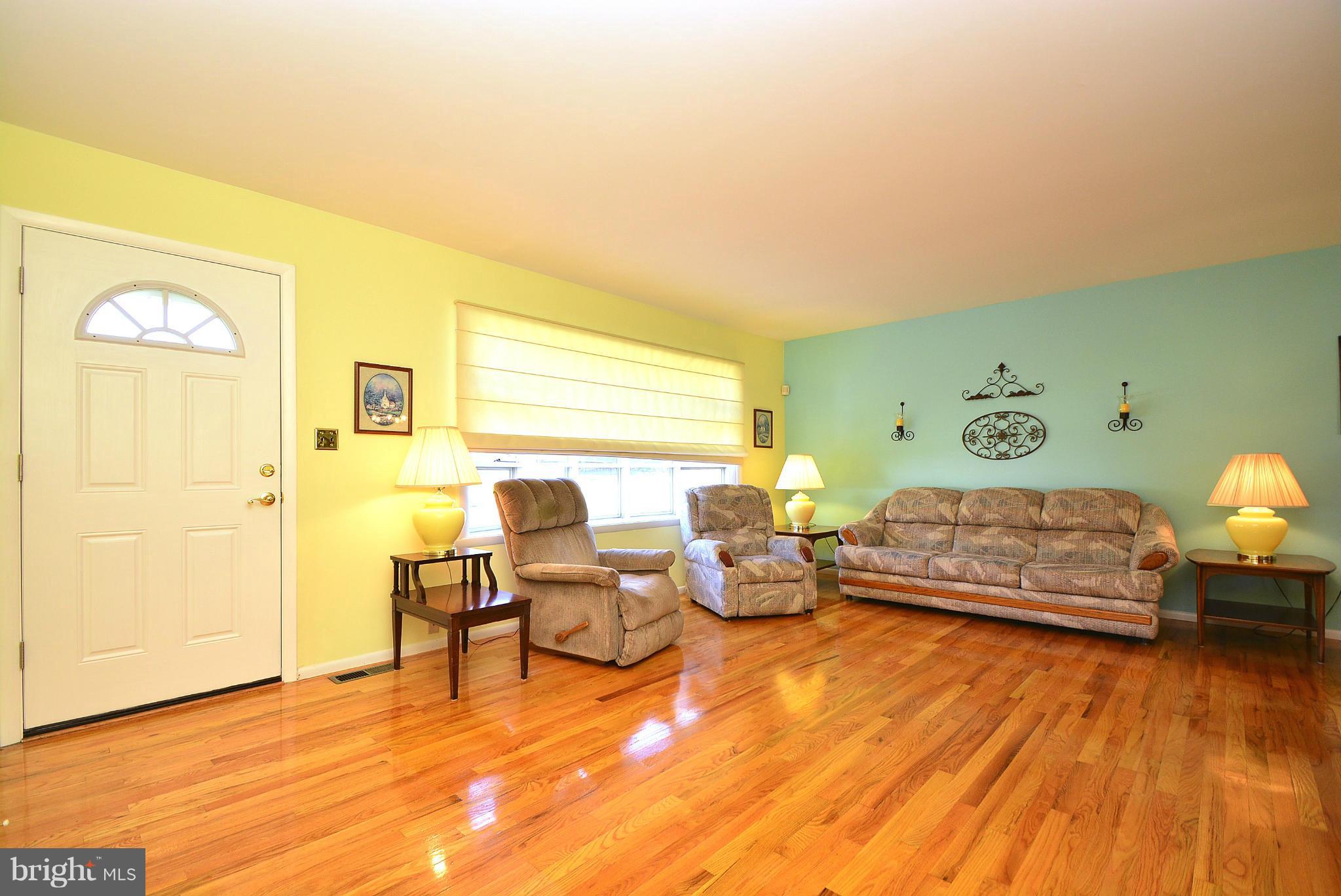 1927 Harewood Road Edgewood, MD 21040 - Photo 7 of 30 Living Room