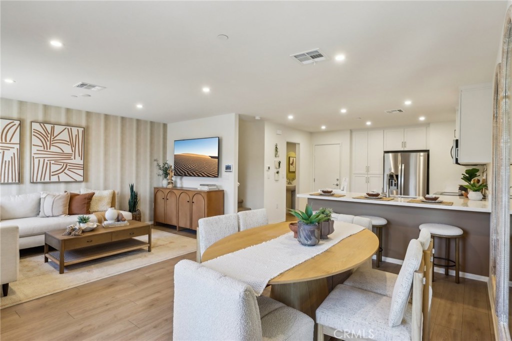 15575 April Dawn Way, Unit 2 Fontana, CA 92336 - Photo 4 of 17 MODEL HOME
