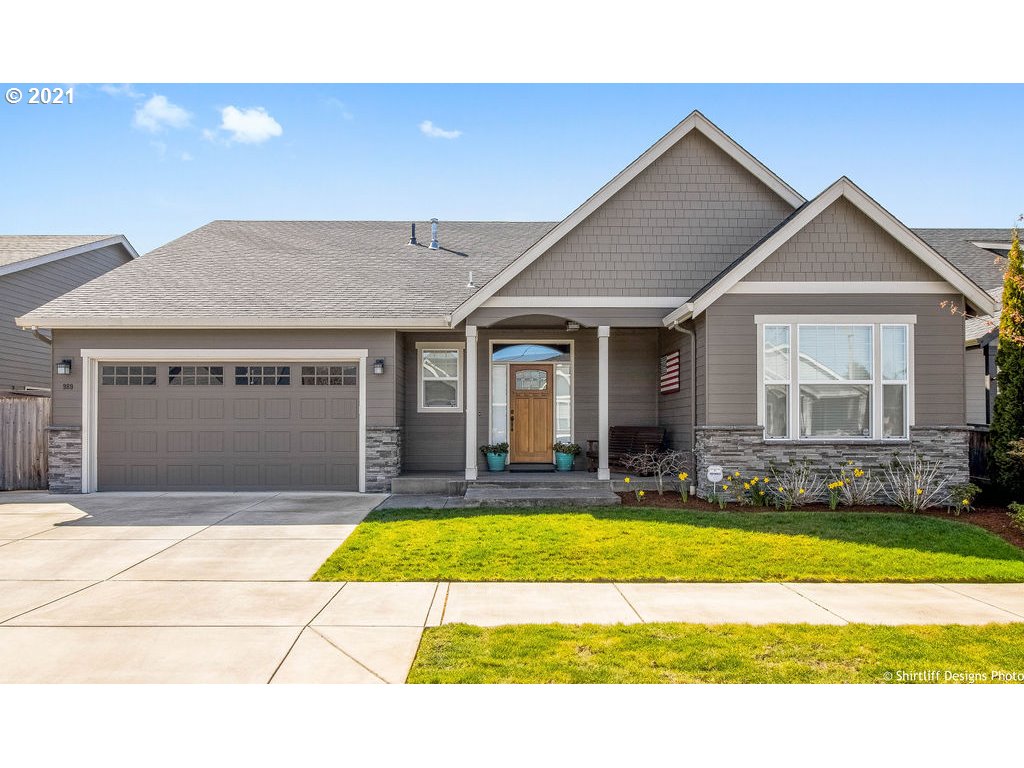 989 Riverstone Lane Springfield, OR 97477 - Photo 3 of 31 Gallery Image 3