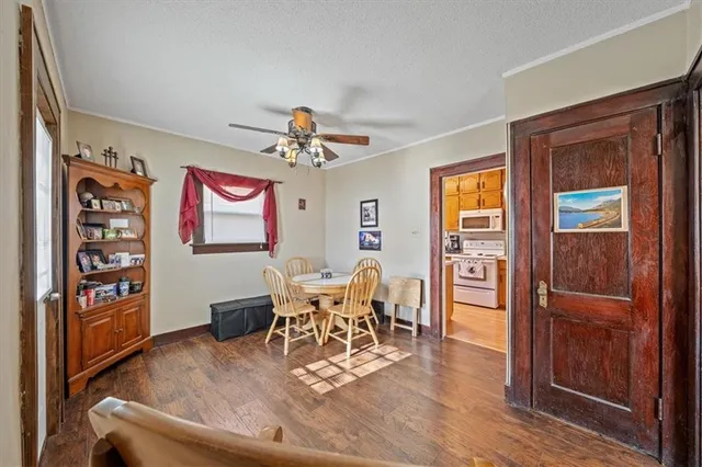 $159,000 | 706 South 3rd Street, Leavenworth, KS 66048