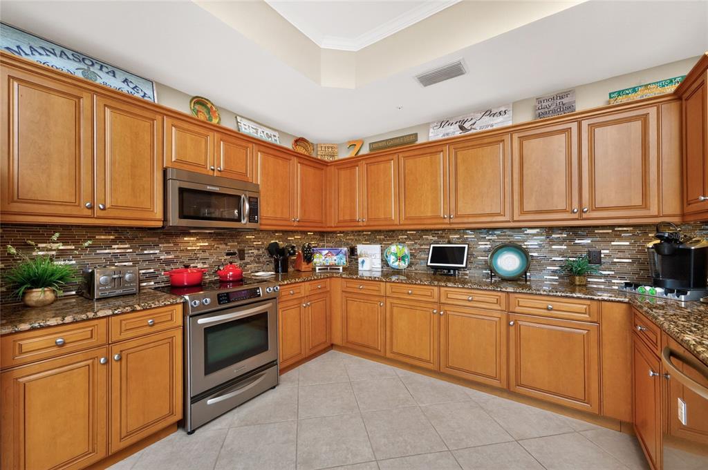 2225 North Beach Road, Unit 402 Englewood, FL 34223 - Photo 16 of 73