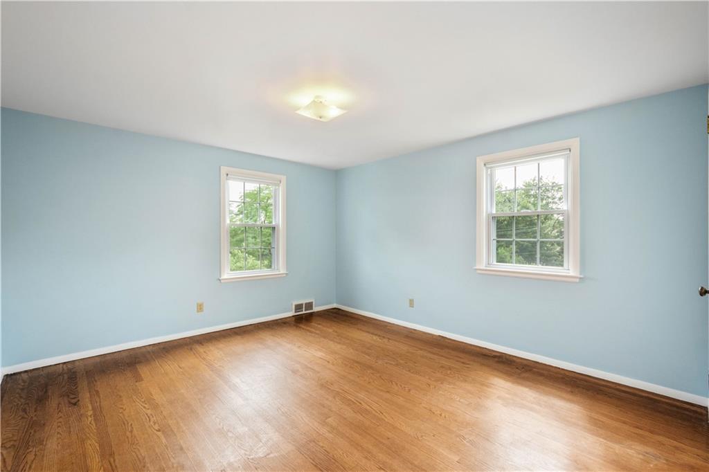 1413 Terrace Drive Pittsburgh, PA 15228 - Photo 39 of 50 an empty room with windows