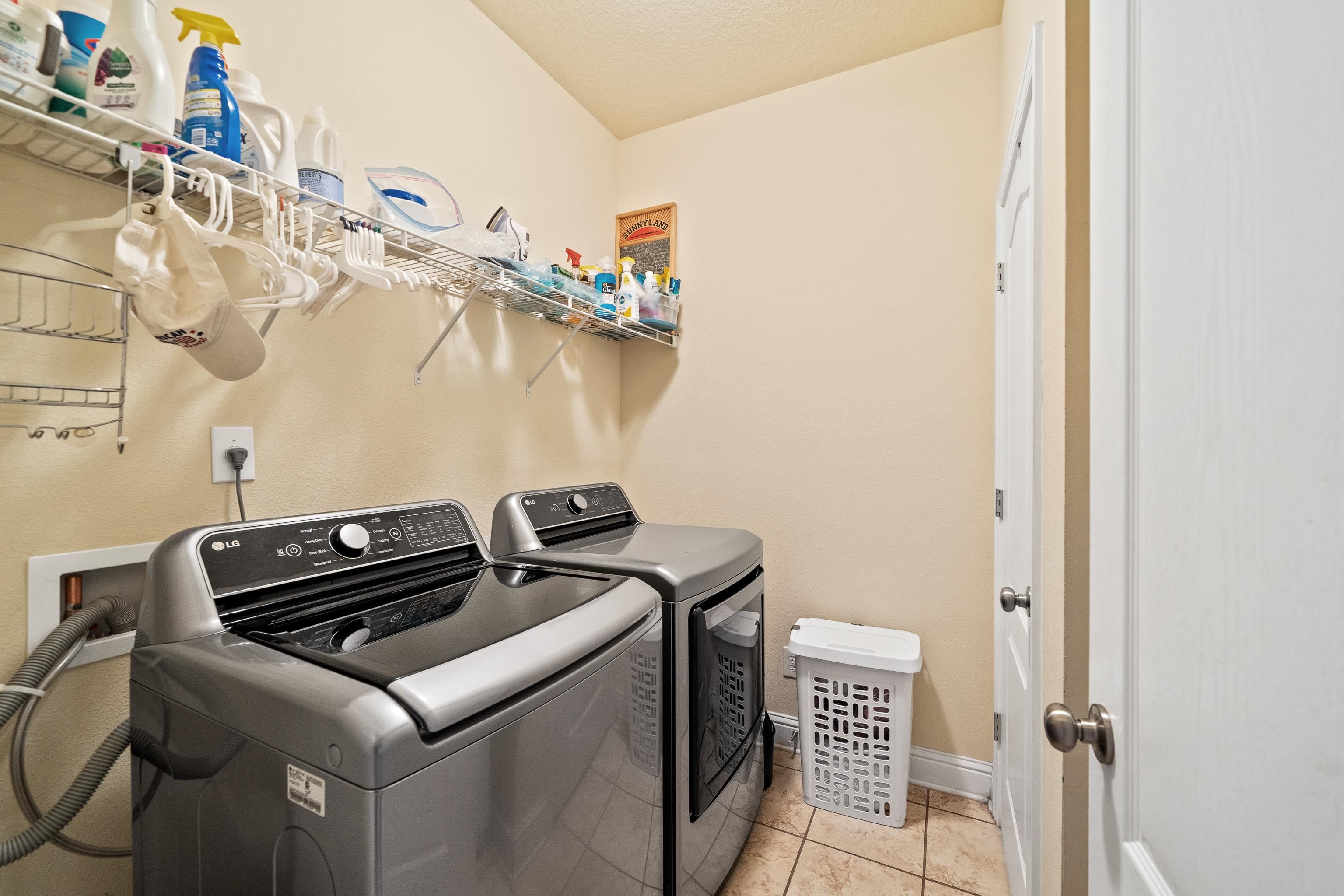 9115 Krystal Ridge Court Daphne, AL 36526 - Photo 24 of 39 Laundry