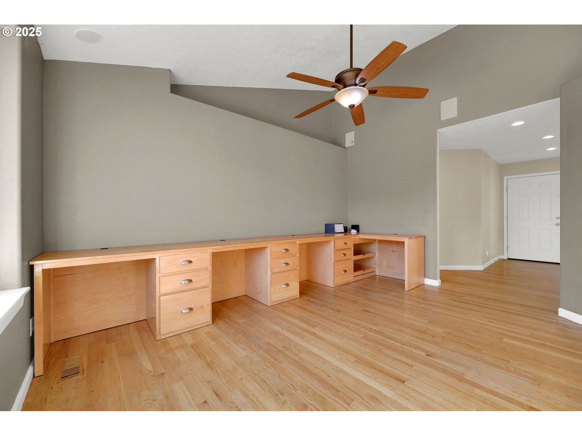 1587 Manchester Drive Eugene, OR 97401 - Photo 18 of 31 a view of room with wooden floor