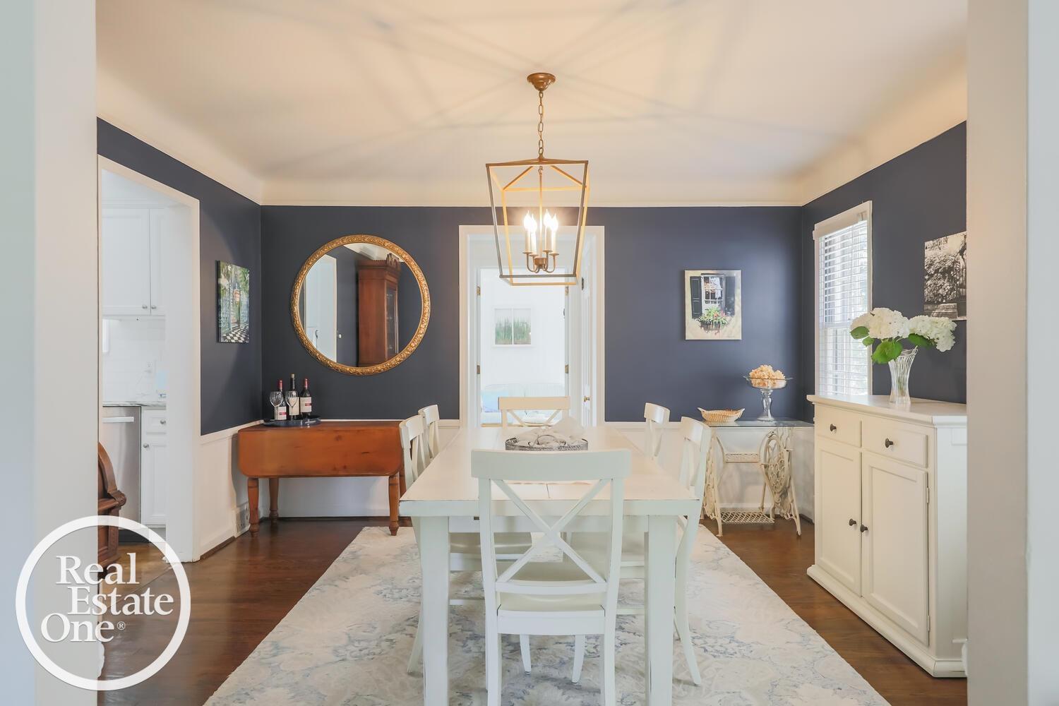 279 Merriweather Road Grosse Pointe, MI 48236 - Photo 13 of 32 Dining Room