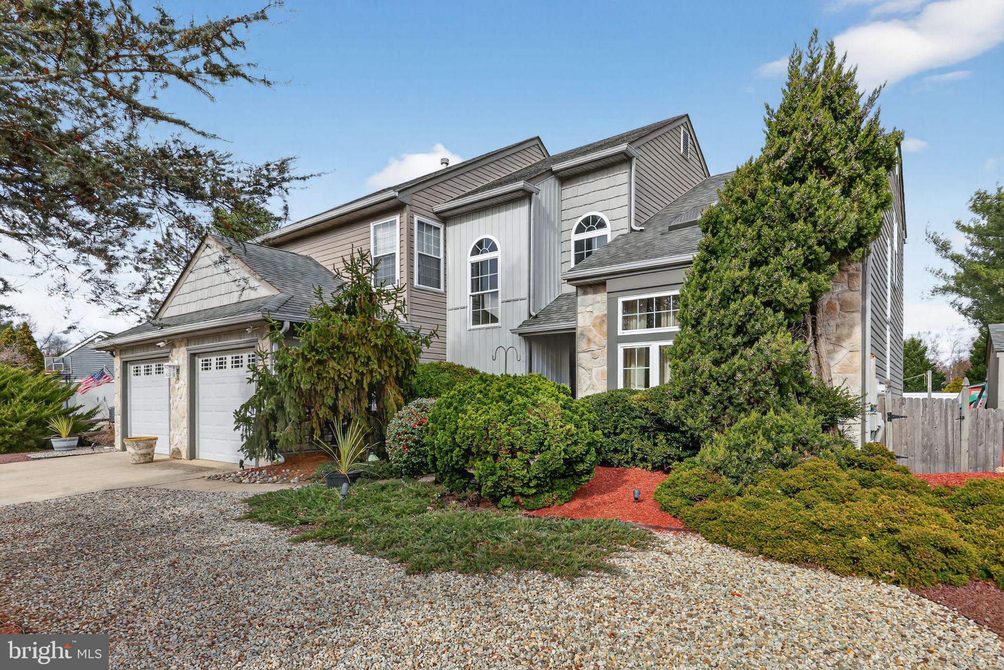 11 Pony Run Sewell, NJ 08080 - Photo 3 of 33 front view of a house with a yard