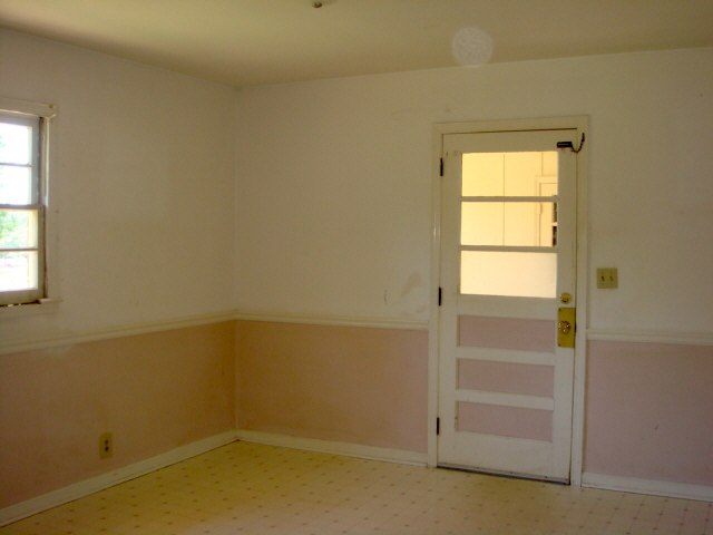 405 Watkins Road Greenville, SC 29617 - Photo 8 of 9 Gallery Image 8