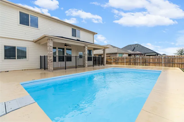 $2,600 | 309 Paddock Lane, Killeen, TX 76542