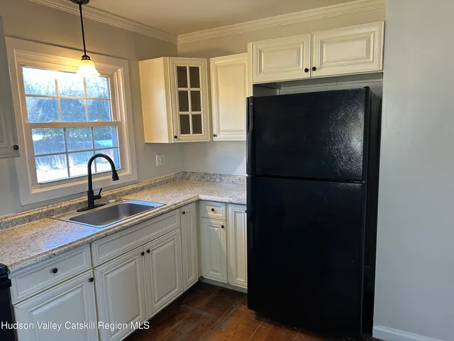 $2,500 | 1982-1984 State Route 32 South, Modena, NY 12548