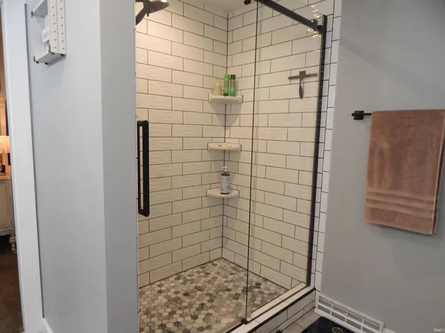 $355,000 | 500-9 Greentree Drive, Bedford, IN 47421