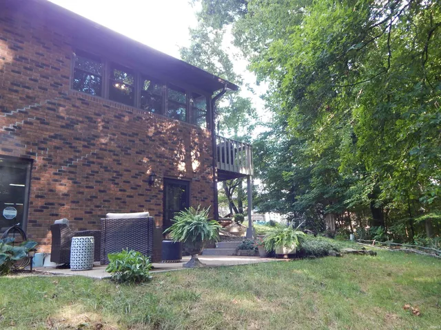 $355,000 | 500-9 Greentree Drive, Bedford, IN 47421